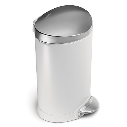 Cubos de baño de diseño simple humano