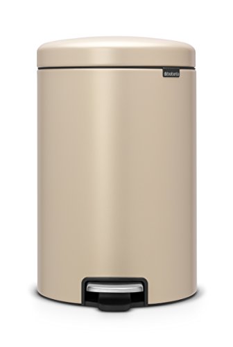 Gran cubo de basura de baño, cilíndrico, de pedal metálico beige, hecho de acero inoxidable de alta calidad con una garantía de 10 años de Brabantia.